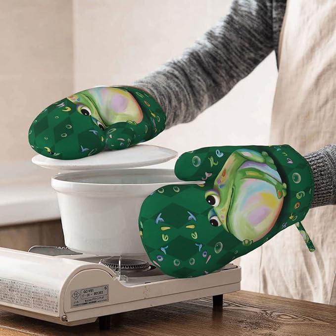 Cute Frog Oven Mitts and Pot Holders Sets of 2, Resistant Recycled Infill - Image 7