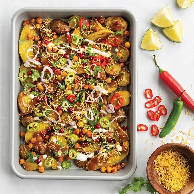 Nordic Ware Brilliant™ Colorful Bakeware 13x10 Quarter Sheet Pan, Nonstick made - Image 3