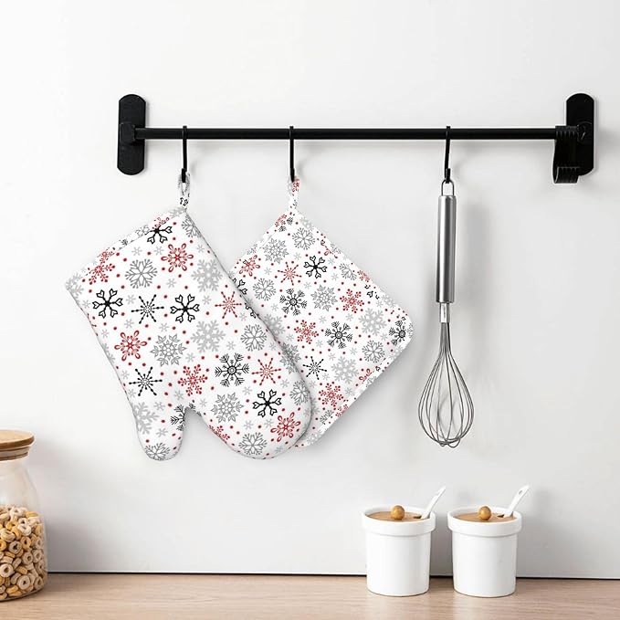 Christmas Winter Snowflake Oven Mitts and Pot Holders Set - Image 7