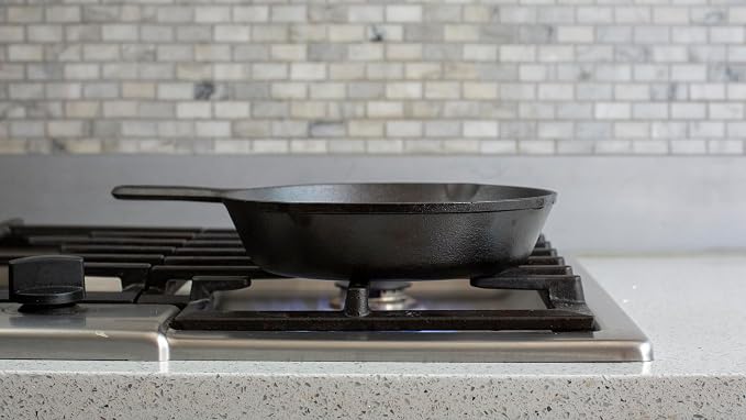 Lodge Seasoned Cast Iron Skillet 9 Inches - Image 2