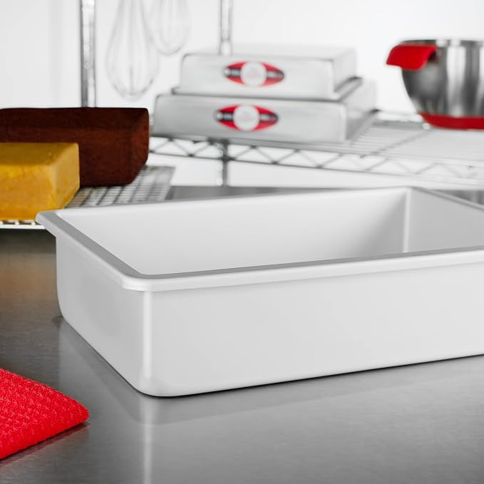 Fat Daddio's POB-7113 Anodized Aluminum Sheet Cake Pan - Image 3