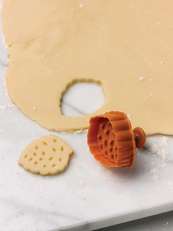 Fox Run Harvest Autumn Leaves 2" Pastry/Cookie/Pie/Fondant Stampers and Cutters - Image 3
