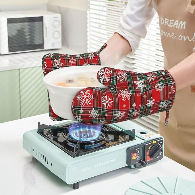 Christmas Plaid Snowflake Oven Mitts and Pot Holders Set - Image 6