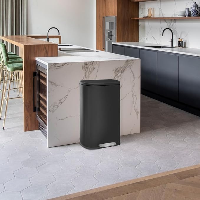 Kitchen Trash Can with Lid for Office Bedroom Bathroom Step Trash Bin - Image 6