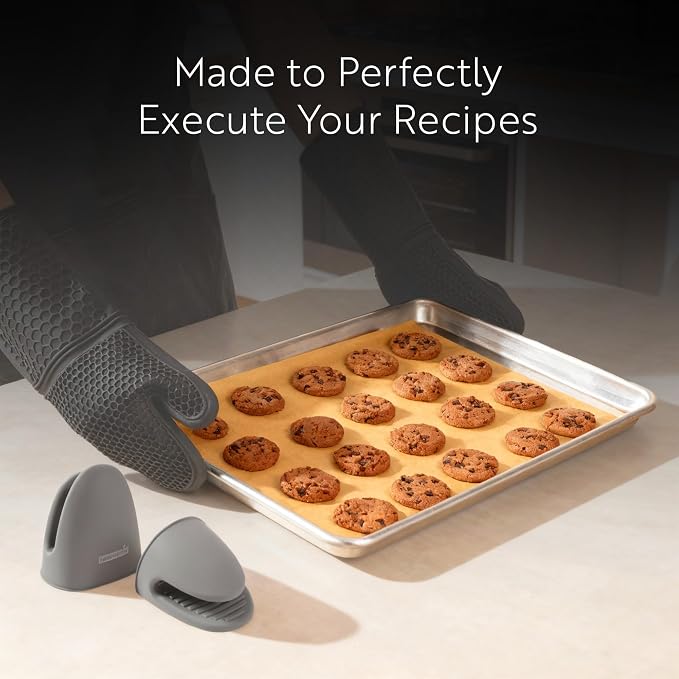 Comfy Grip 14 x 7.3 Inch Thick Baking Mitts, 1 Food-Grade Cooking Glove Set - Image 7