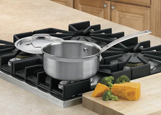 Cuisinart 1.5 Quart Multiclad Pro Triple Ply Saucepan w/Cover - Image 2
