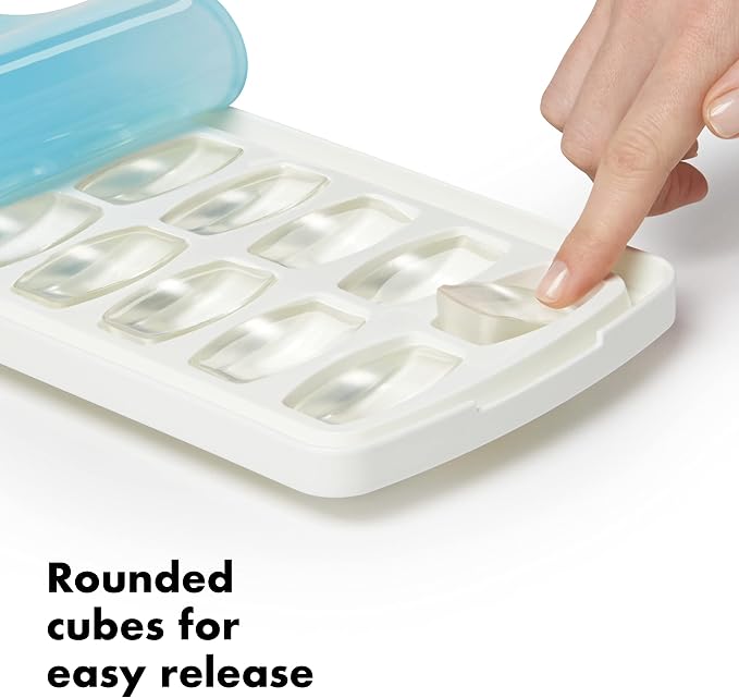 OXO Good Grips 2-Pack No-Spill Ice Cube Tray - Image 4