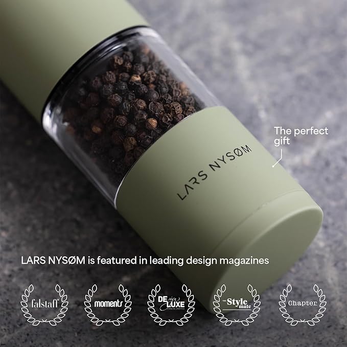 LARS NYSØM Salt and Pepper Grinder Set, Manual Salt and Pepper Mills - Image 4