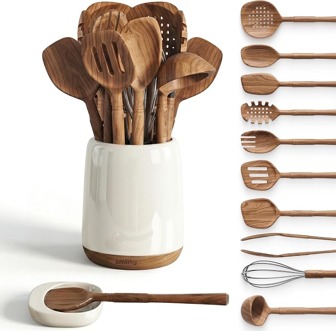 Wooden Spoons for Cooking by Smirly