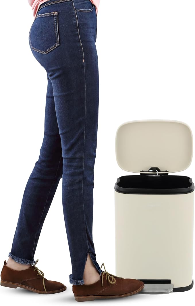 happimess HPM1006F Connor Rectangular 13-Gallon Trash Can - Image 8