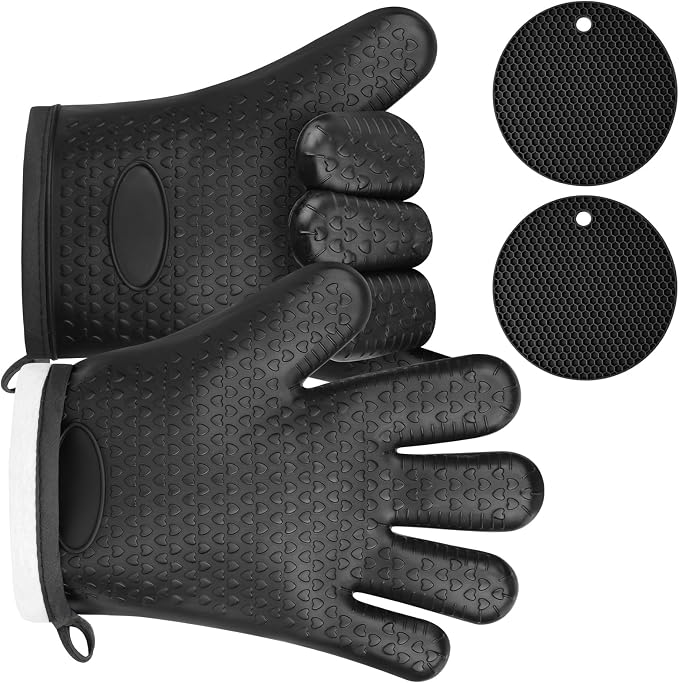 AUAUY Oven Mitts with 2 Pot Holders, Silicone Oven Gloves Heat Resistant 464°F by AUAUY