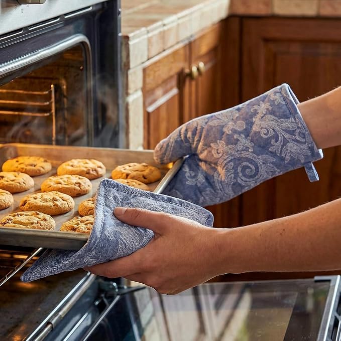 Encasa XO Heat Resistant 100% Cotton Oven Glove & Potholder Set - Image 7