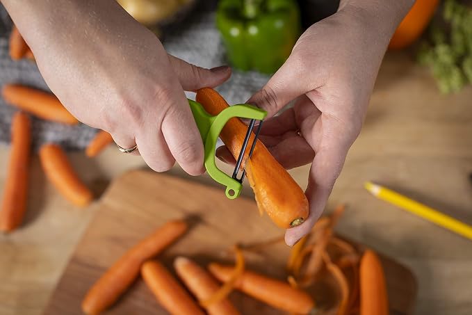Kuhn Rikon Original Swiss Translucent Peeler Set - Image 4
