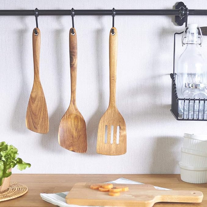 FAAY 11.5” Left-Hand Compact Wooden Spatula – Angled Teak Turner - Image 5
