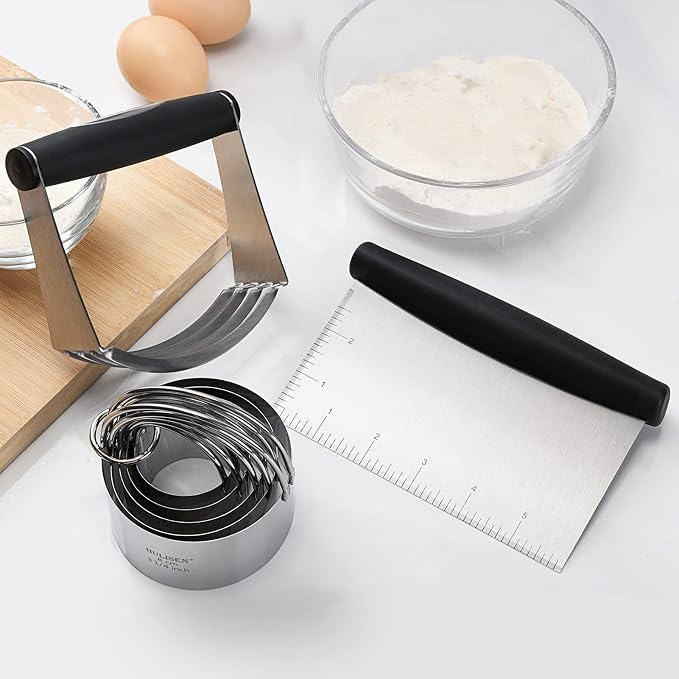 HULISEN Stainless Steel Biscuit Cutter Set, Pastry Scraper and Dough Blender - Image 6