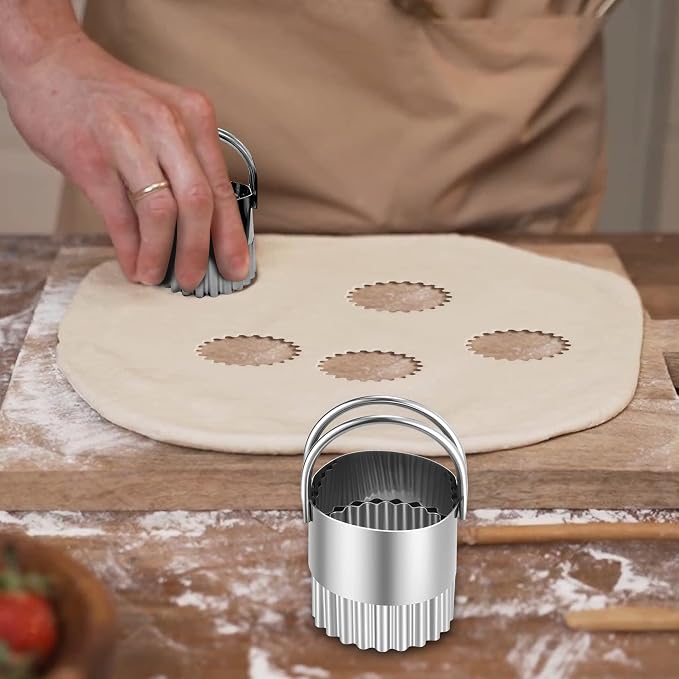 Stainless Steel Cookie Cutters, Pastry Cutter, Dough Cutter & Biscuit Cutter Set - Image 5