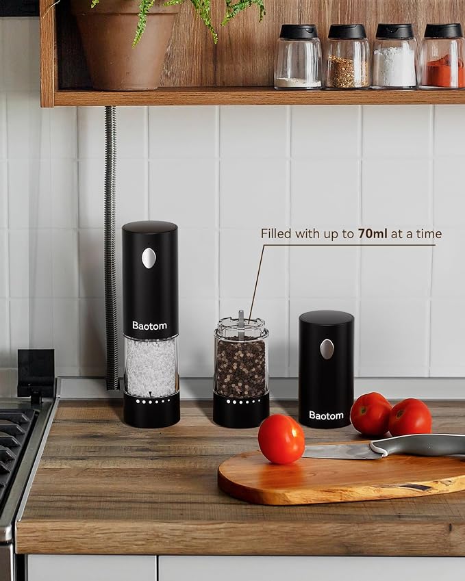 Electric Salt and Pepper Grinder Set - Image 4