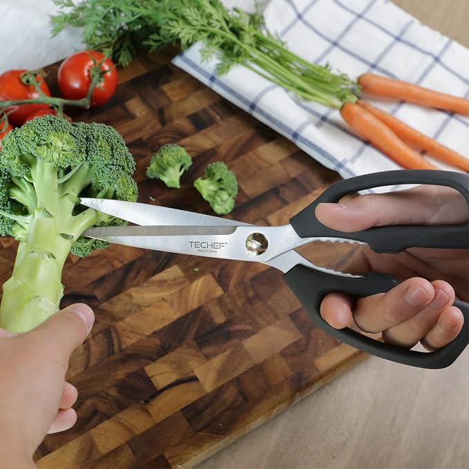 TECHEF Kitchen Shears, All Purpose Scissors, Dishwasher Safe, Heavy Duty Meat - Image 2