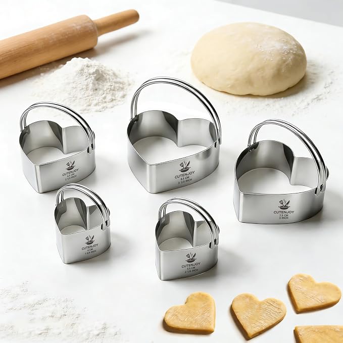 Heart Cookie Cutters, 5 Piece Biscuit Cutters - Image 8
