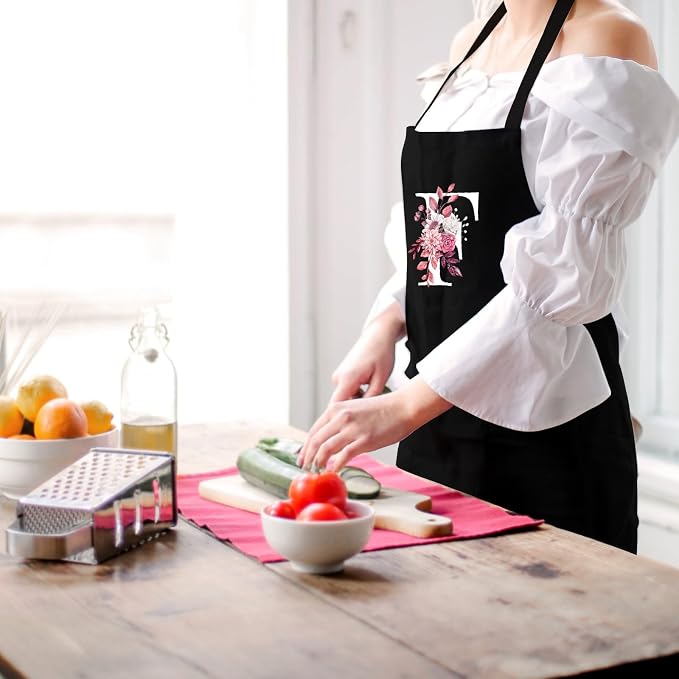 Personalized Aprons for Women - Image 3