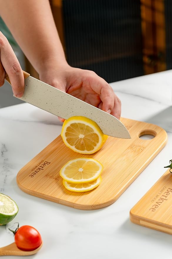 2 PCs Berkvee Small FSC-CERTIFIED Bamboo Wood Cutting Board Set – Mini - Image 4