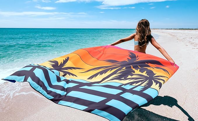 WIWIGO Beach Blanket Waterproof Sandproof Beach Mat 79" X 83"/10'x9'for 2-8 - Image 6