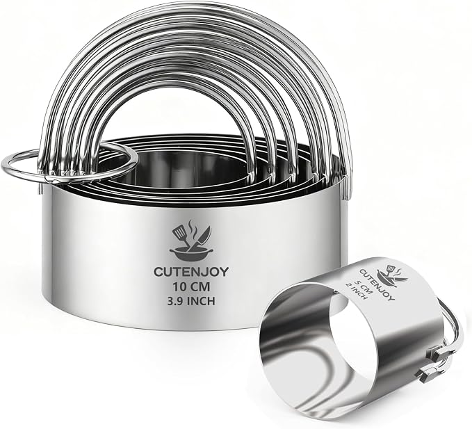 6 Pcs Large Cookie Cutters, Round Biscuit Cutter Set by Unknown
