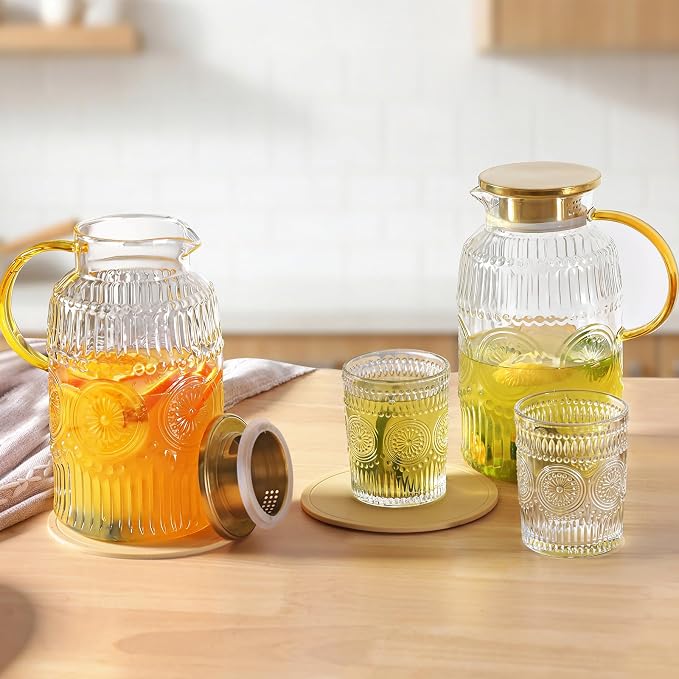 2 Pack Vintage Glass Pitchers - Image 7