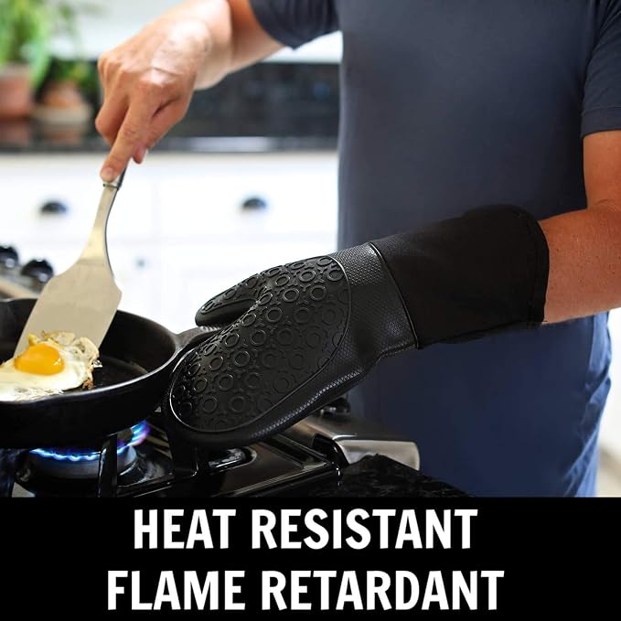 BPA-Free Soft Silicone 4 Piece Oven Mitts & Trivets Set - Image 4