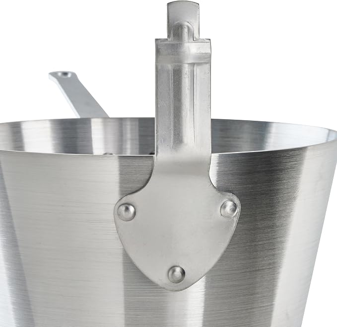 Winco Aluminum Sauce Pan, 5-1/2-Quart - Image 3