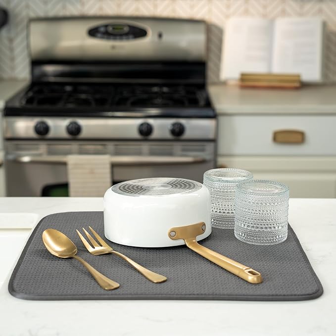 S&T INC. Dish Drying Mat, 16” x 18”, Absorbent Microfiber Kitchen Counter Mat - Image 4