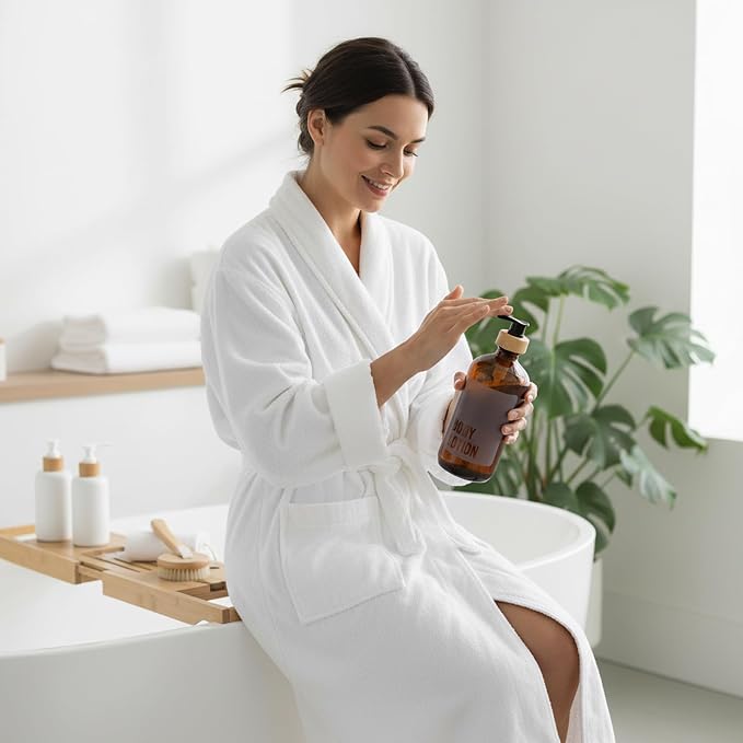 SAVVY & SORTED Amber Glass Body Lotion Dispenser - Image 6