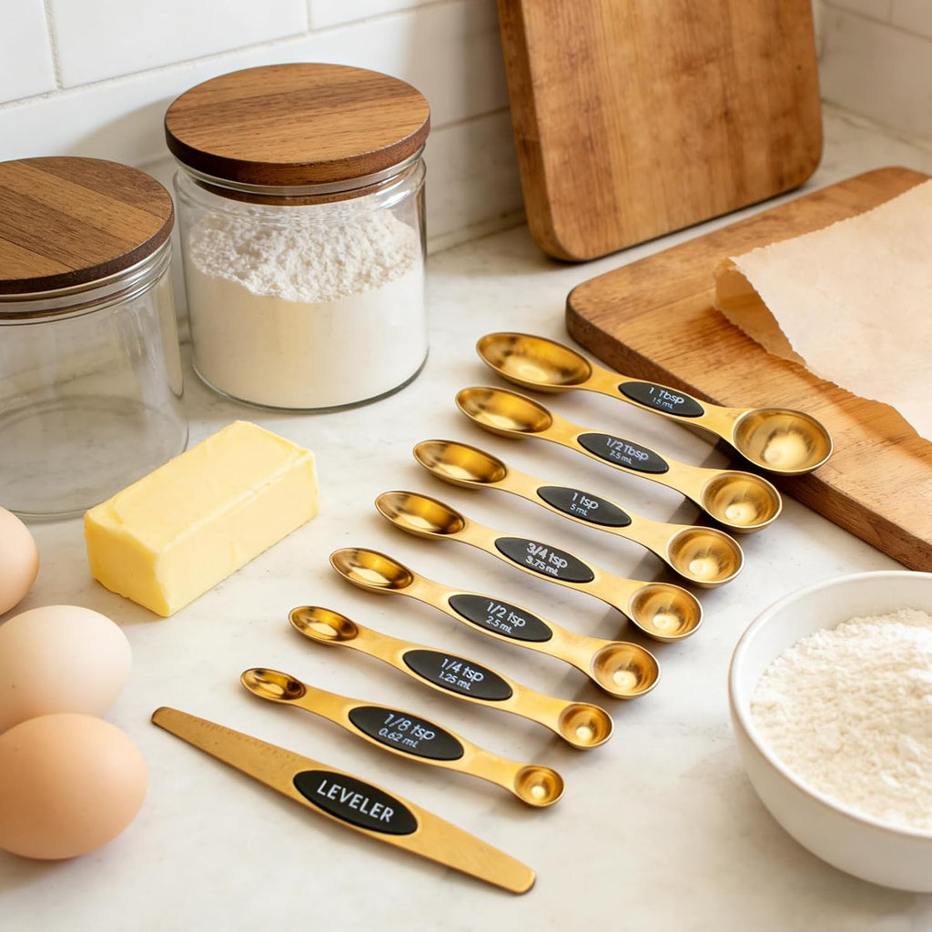 Gold Magnetic Measuring Cups and Spoons Set with Leveler
