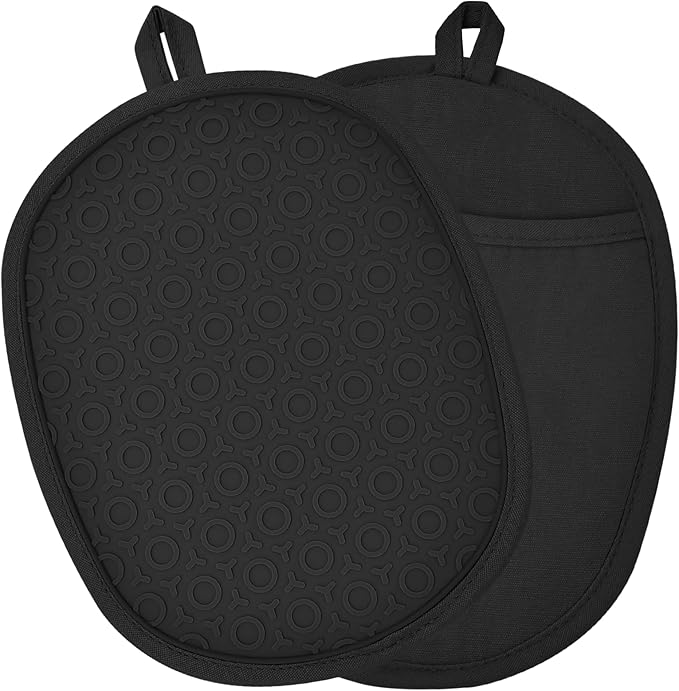 2Pack Silicone Pot Holders and Oven Mitts by Unknown
