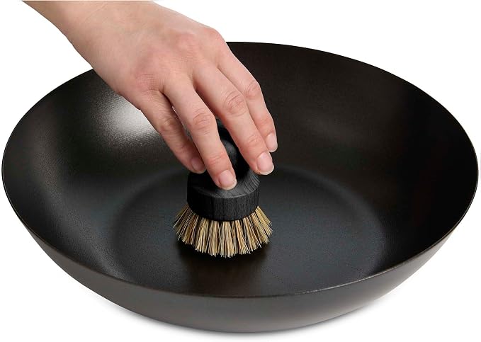 Helen’s Asian Kitchen Wok and Cast Iron Scrub Brush, Natural Stiff-Union - Image 4