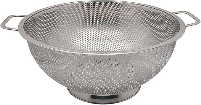 Fox Run Large Stainless Steel Colander, 5 Quart Pasta Strainer by foxrunbrands
