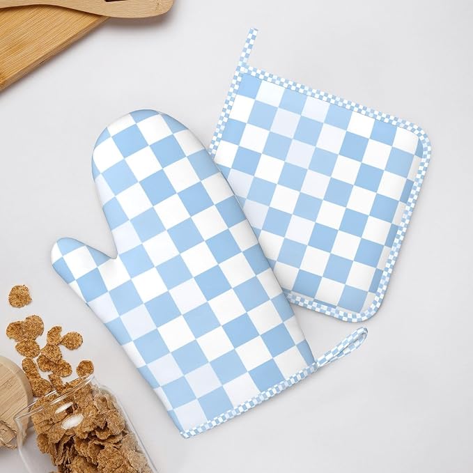 Oven Mitts and Pot Holders Set, Checkerboard Pattern Pastel Blue Silicone - Image 6