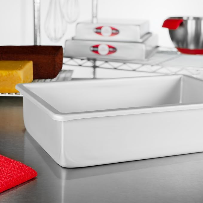 Fat Daddio's POB-8123 Anodized Aluminum Sheet Cake Pan - Image 4