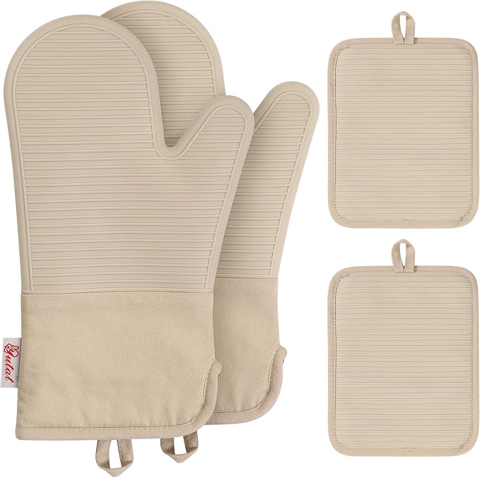 YUTAT Silicone Oven Mitts and Pot Holders Set, High Heat Resistant Up to 500 by YUTAT