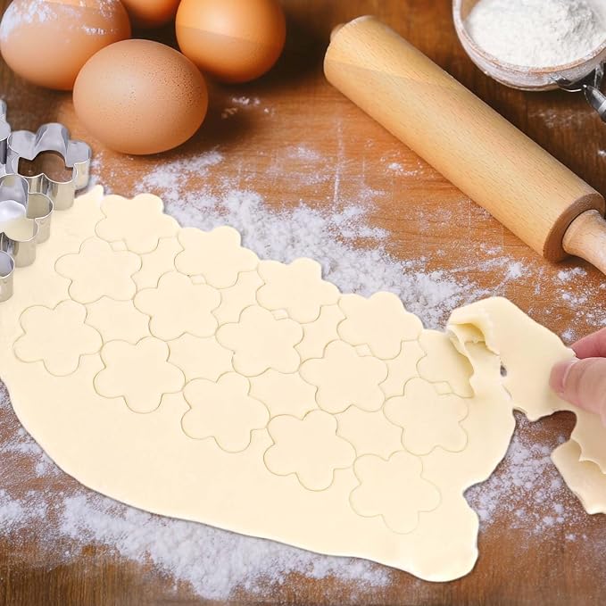 AIERSA Mini Flower Cookie Cutter, 15 Cavity Cracker Cutter, 1.4 Inch Small - Image 5