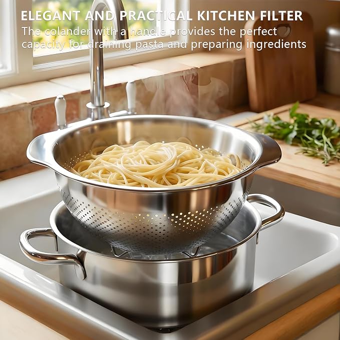 Metal Strainer with Handle - Image 5