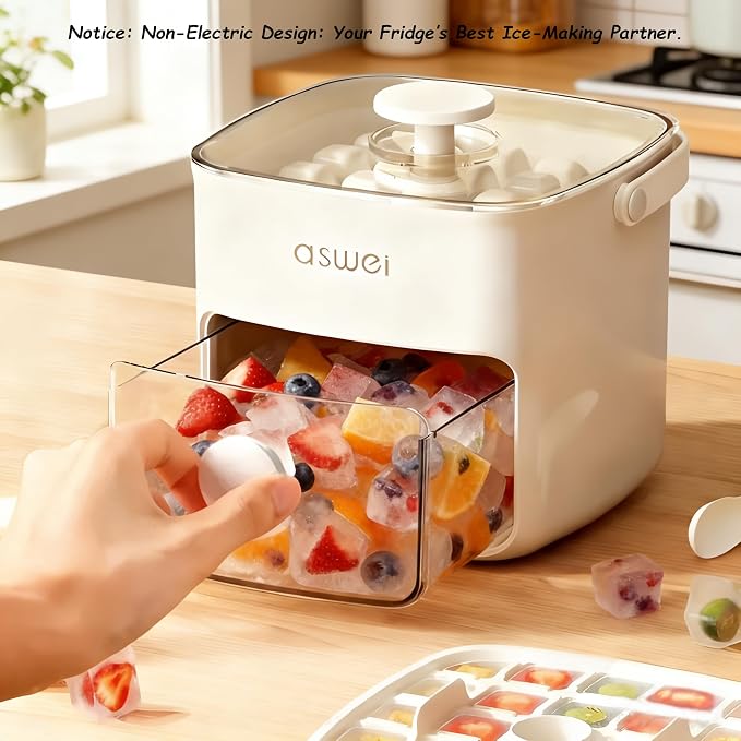 Plastic Ice Cube Trays with Bin and Scoop - Image 3