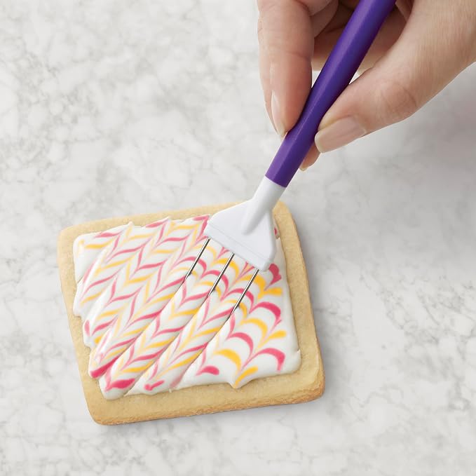 Wilton Cookie Decorating Supplies Tool Set - Image 4