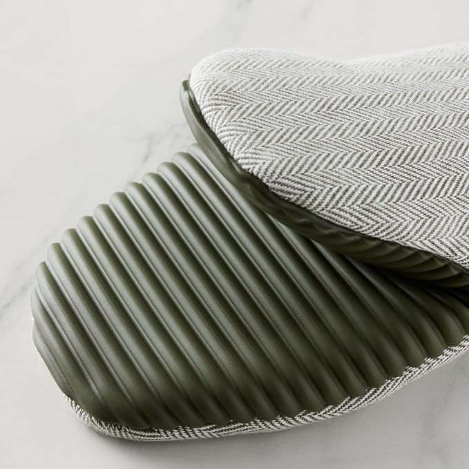 KITCHENAID® Evergreen Design Series Herringbone Ribbed Soft Silicone Mini Oven - Image 6