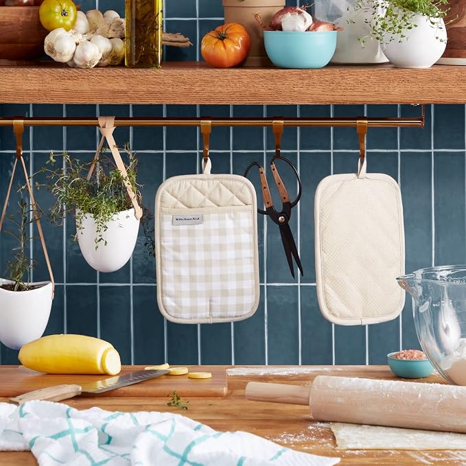 KitchenAid Gingham Pot Holder 2-Pack Set, Milkshake Tan - Image 2