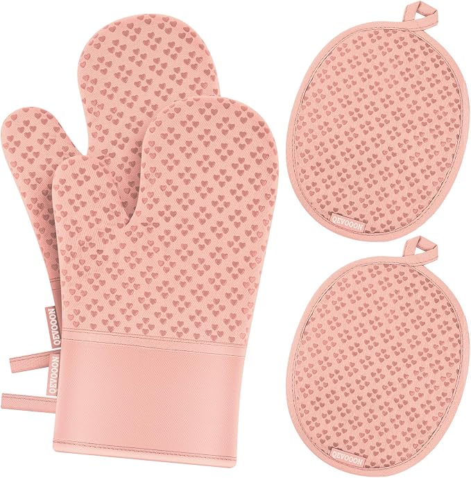Oven Mitts and Pot Holders 4 Sets, Heat Resistant 500 ℉ Oven Mitt and Pot Holder by QEVOOON