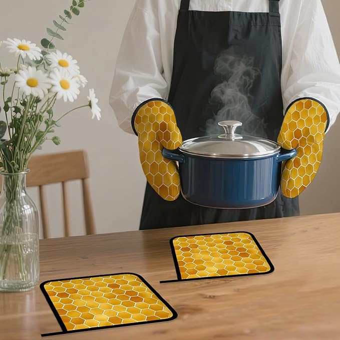 Honeycomb Oven Mitts and Pot Holders Set, Bee Kitchen Decor Heat Resistant Non - Image 7