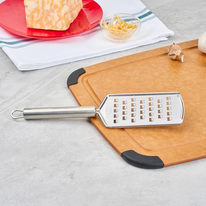 Restaurantware Stainless Steel Coarse Cheese Grater - Image 5
