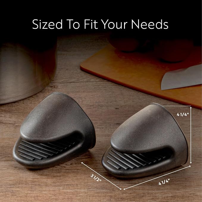 Restaurantware Comfy Grip 4.3 x 3.5 x 4.2 Inch Mini Oven Mitt Pot Holders 1 - Image 2