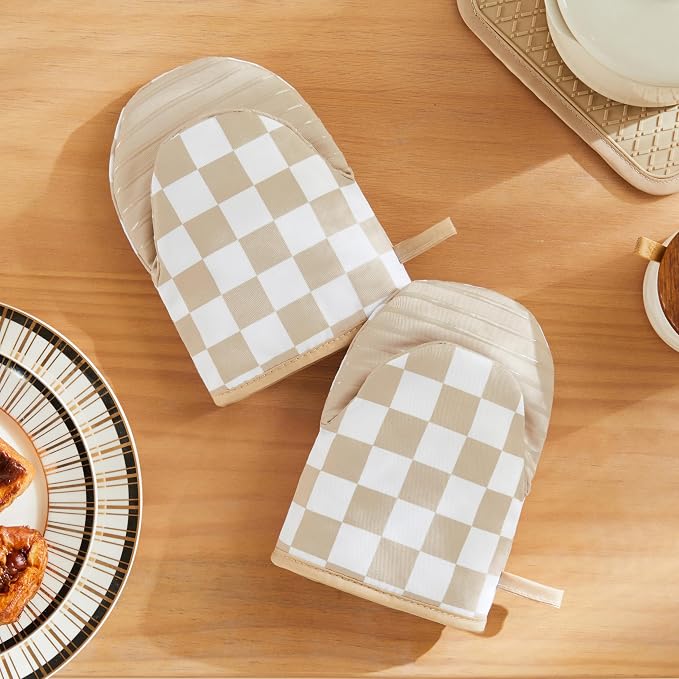 Ohocut Beige Checkered Mini Oven Mitts Heat Resistant, Vintage Retro - Image 3